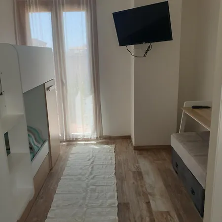 فندق مبيت وإفطار Luchia 3*